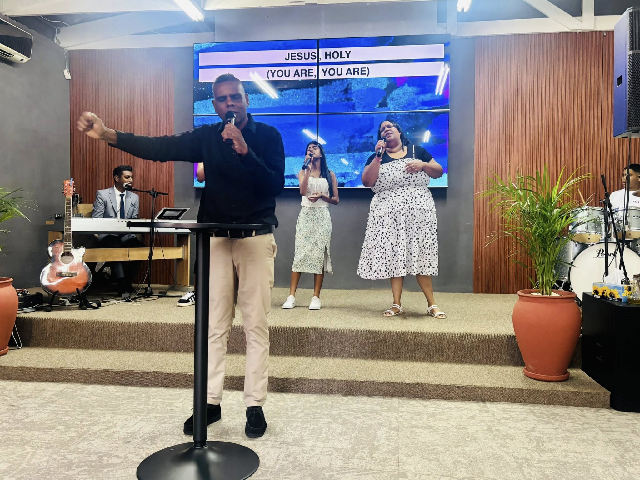 Church worship service Pietermaritzburg Thrive Community Church